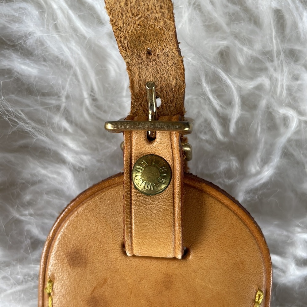 Louis Vuitton leather luggage tag & belt (poignet) set - Picture 10 of 10